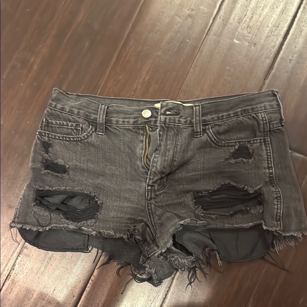 Hollister Short-Short High Rise Inseam 2”